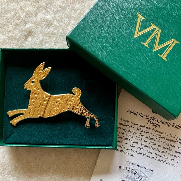 Rabbit Pin - Picture 6 of 7